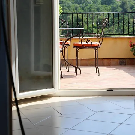 Spacieuse Villa En Residence Securisee A Cavalaire-Sur-Mer - Fr-1-100-360