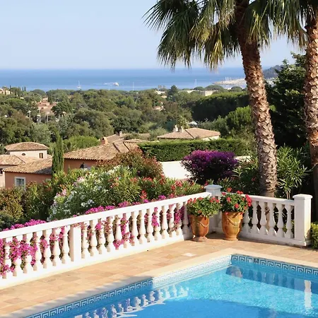 Spacieuse Villa En Residence Securisee A Cavalaire-Sur-Mer - Fr-1-100-360 فيلة كافالير سور مير
