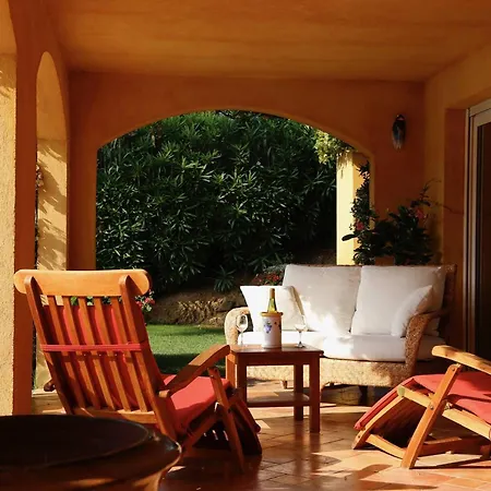Spacieuse Villa En Residence Securisee A Cavalaire-Sur-Mer - Fr-1-100-360 * كافالير سور مير